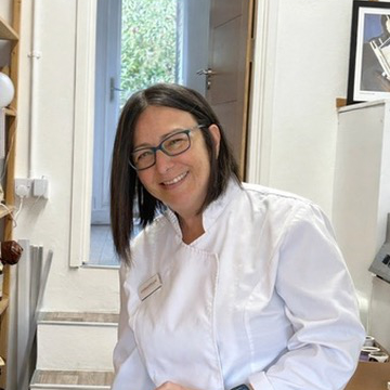 Evelyn Day Extreme Chocolate Makers Channel 4